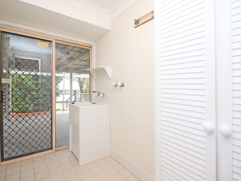 44 Alice Street, Blackstone QLD 4304