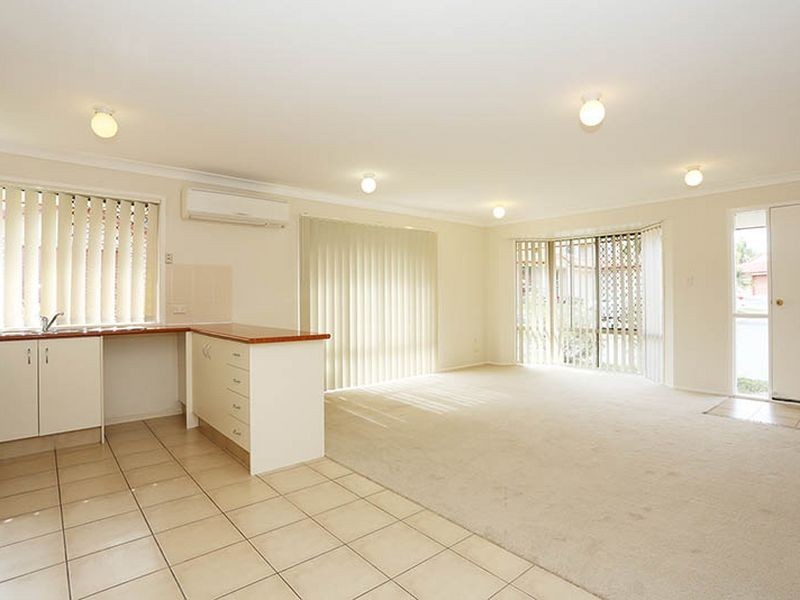 10/12 Collins Street, Brassall QLD 4305