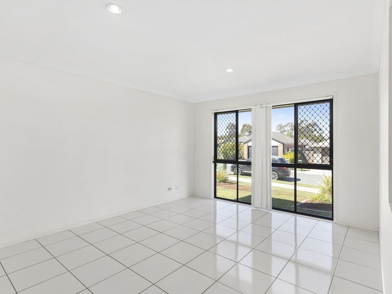 6 Lukin Court, Brassall QLD 4305