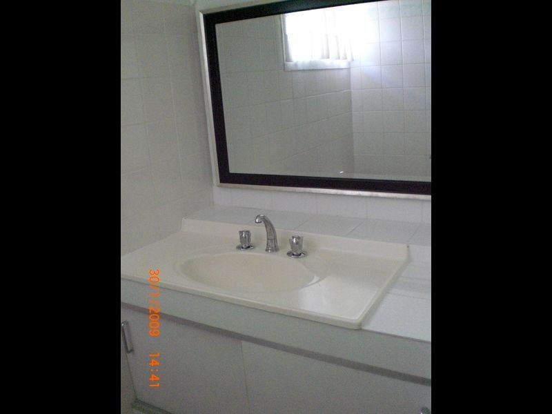 6 Vera Street, Churchill QLD 4305