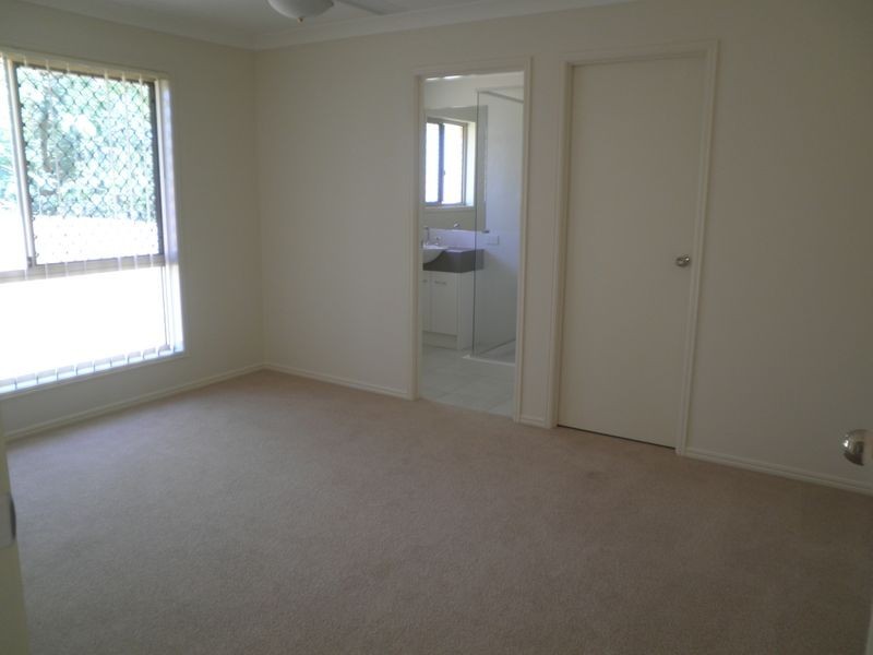 19 Aspinall Street, Leichhardt QLD 4305