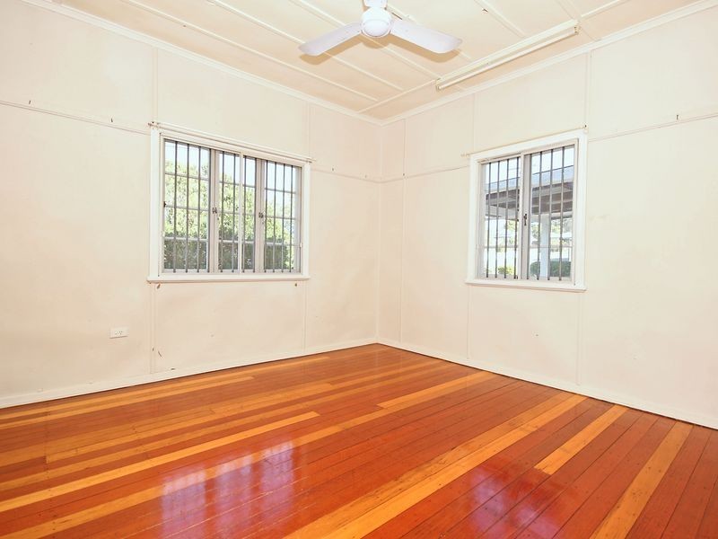 36 Idolwood Street, Eastern Heights QLD 4305