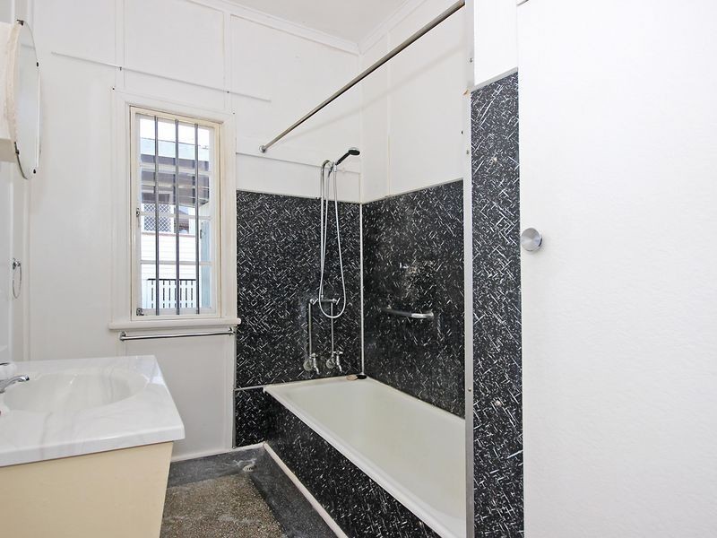 36 Idolwood Street, Eastern Heights QLD 4305