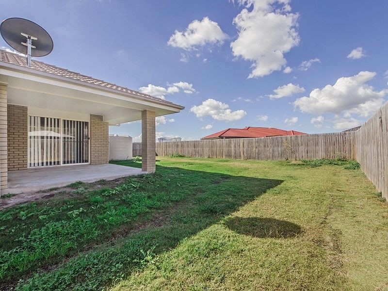 42 Tawney Street, Lowood QLD 4311