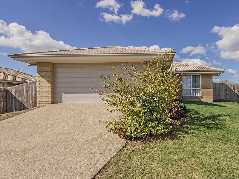 42 Tawney Street, Lowood QLD 4311