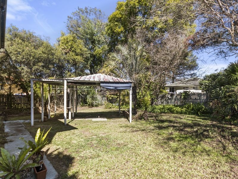 4 Fellette Street, Leichhardt QLD 4305