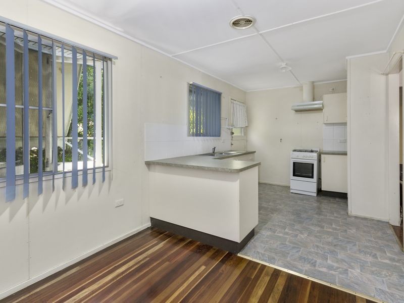 4 Fellette Street, Leichhardt QLD 4305