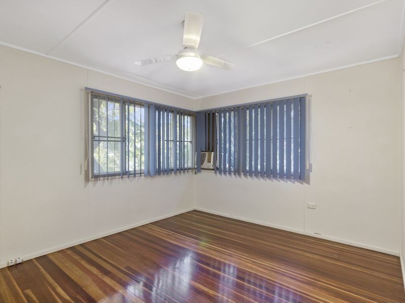 4 Fellette Street, Leichhardt QLD 4305