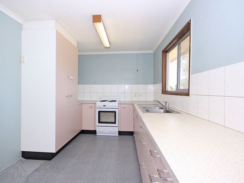 42 Goondoola Street, Redbank Plains QLD 4301