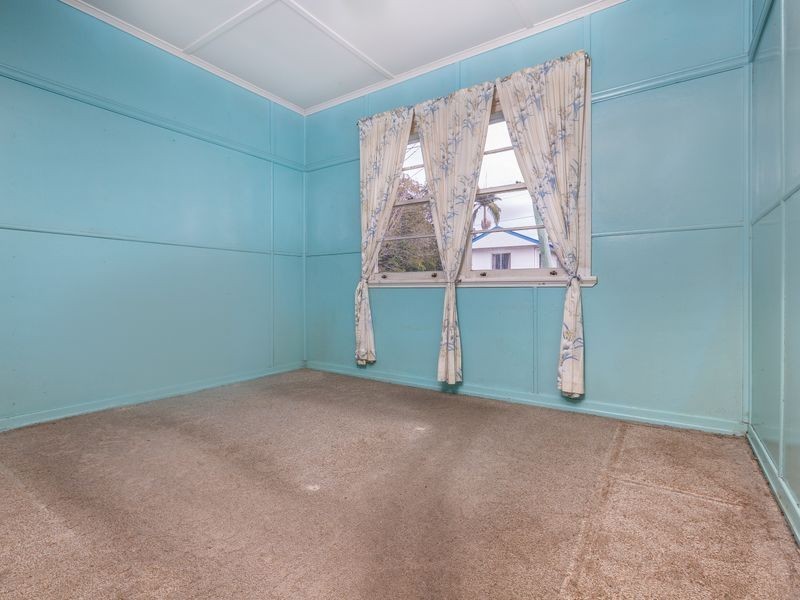 135 Jacaranda Street, North Booval QLD 4304