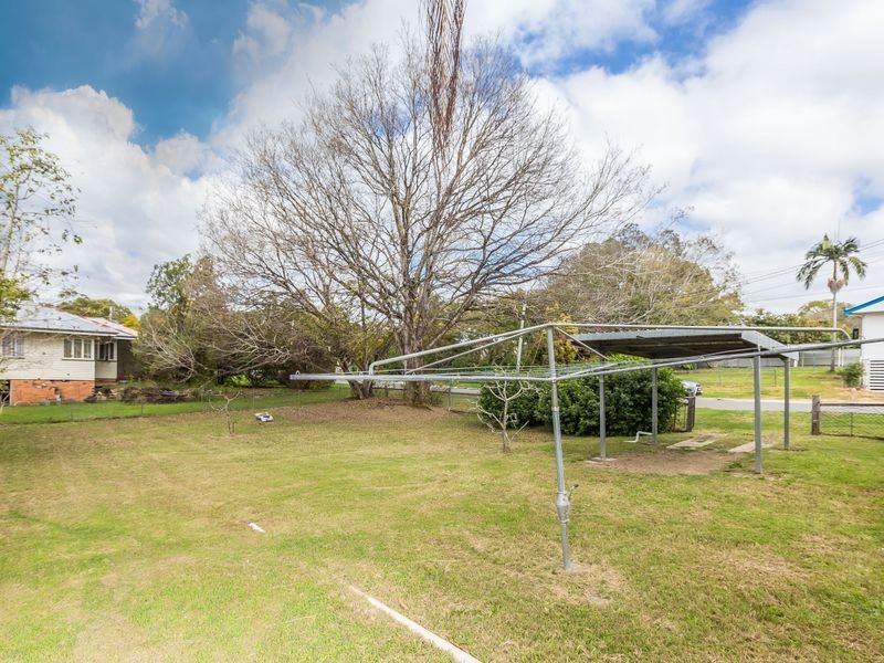 135 Jacaranda Street, North Booval QLD 4304