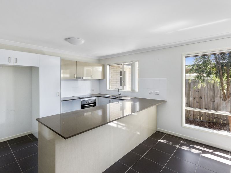 11 Skardon Crescent, Brassall QLD 4305