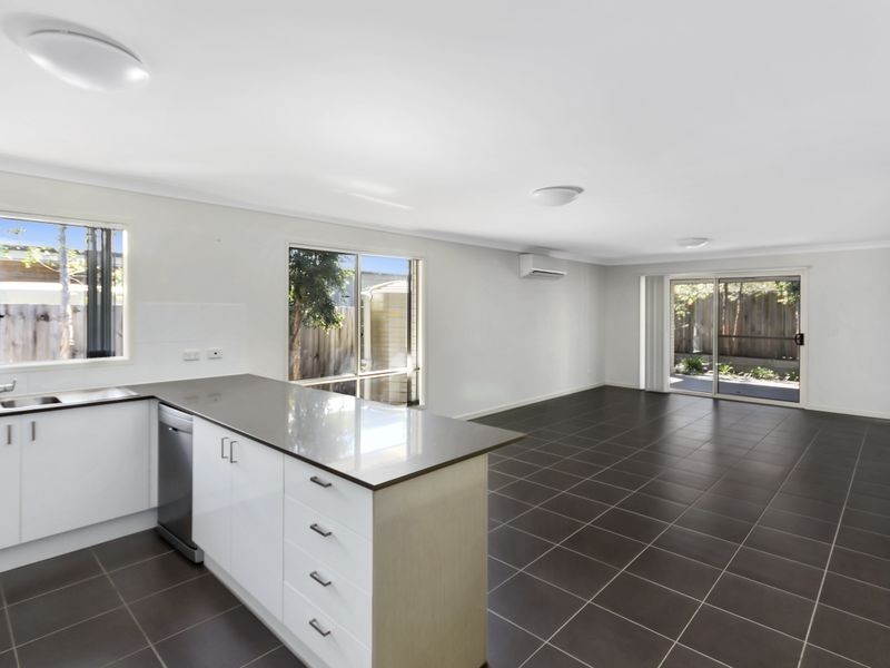 11 Skardon Crescent, Brassall QLD 4305