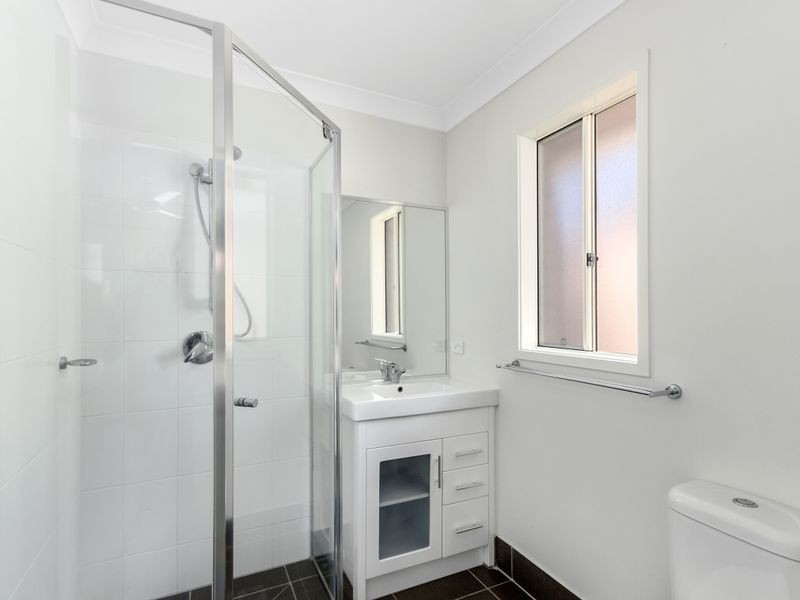 11 Skardon Crescent, Brassall QLD 4305