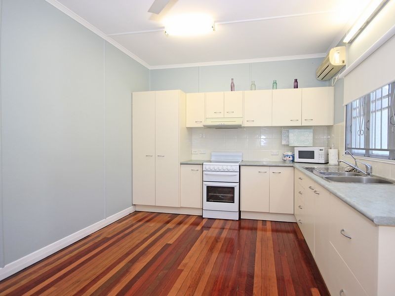 33 Marvin Street, Eastern Heights QLD 4305