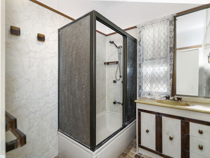 4 Bird Street, Bundamba QLD 4304
