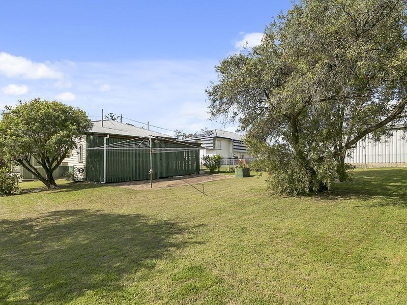 4 Bird Street, Bundamba QLD 4304