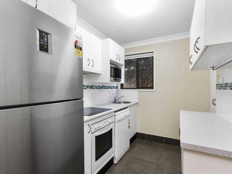 14 Jackson Street, Eastern Heights QLD 4305