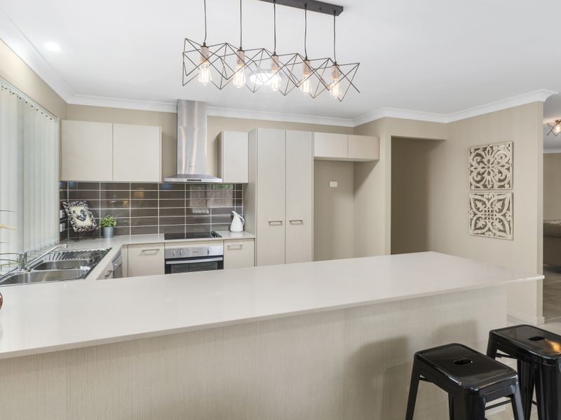 26A Walsh Street, Newtown QLD 4305