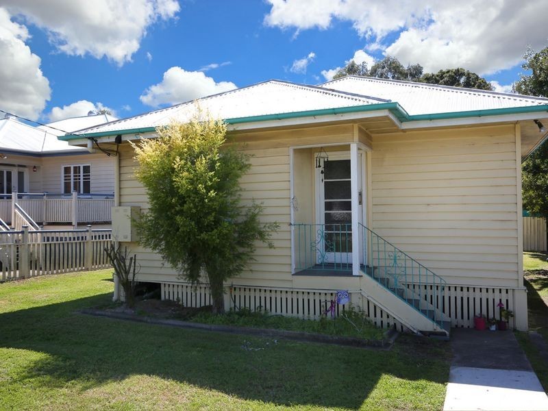 202 Glebe Road, Booval QLD 4304
