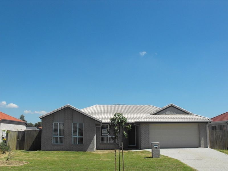 34 Ronayne Circle, One Mile QLD 4305