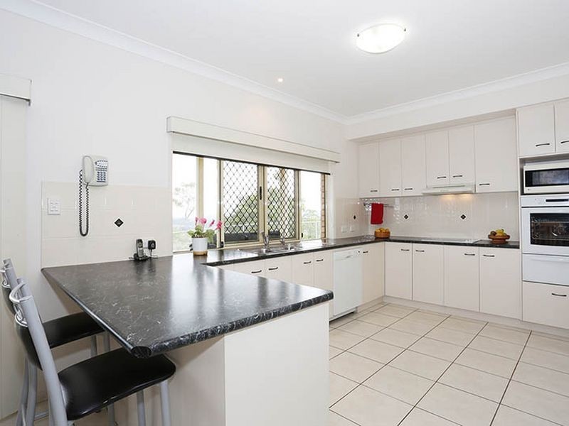 141 Strasburgs Road, Lark Hill QLD 4306