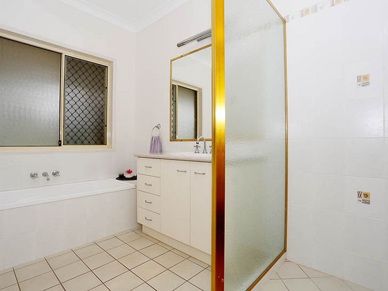 141 Strasburgs Road, Lark Hill QLD 4306