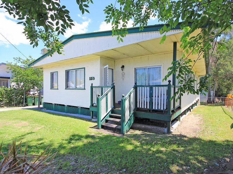 159 South Station Road, Silkstone QLD 4304