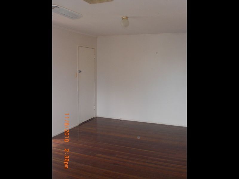 22 McMillan, Churchill QLD 4305