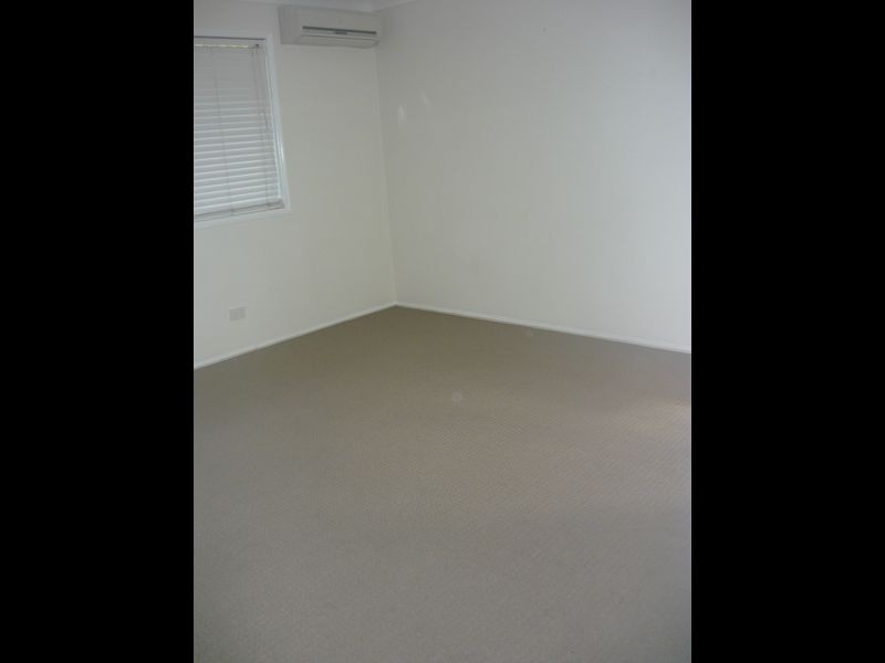 345 South Station Rd, Raceview QLD 4305