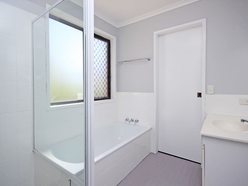 3 Bonnie Dundee Court, Bundamba QLD 4304