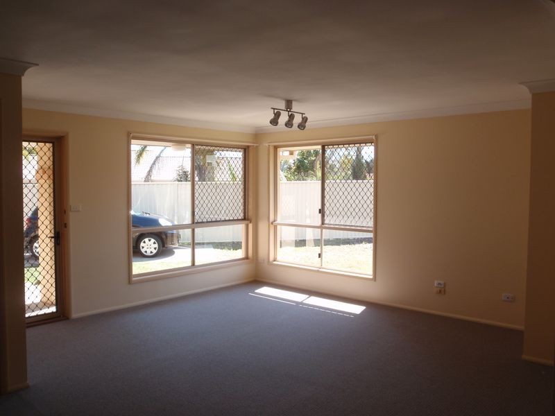 1/40 Cambridge Street, Silkstone QLD 4304