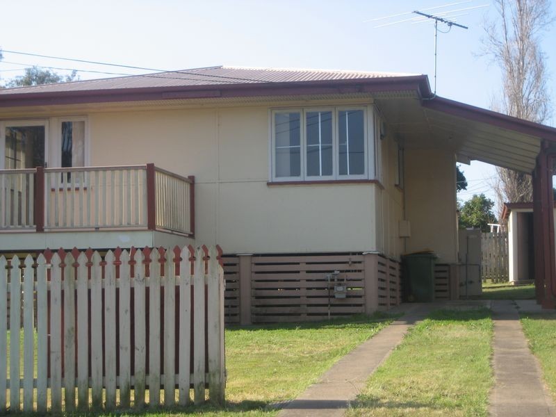 19 Coverack, Leichhardt QLD 4305