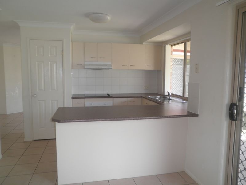 5 Tulipwood Close, Brassall QLD 4305