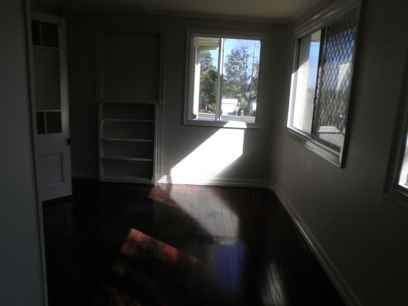 222 Warwick Road, Churchill QLD 4305