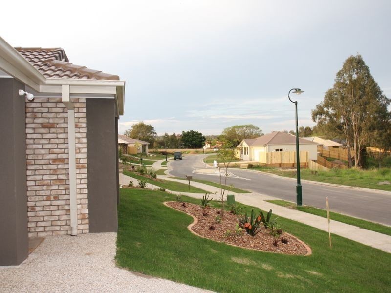 6 Tunstall Place, Brassall QLD 4305