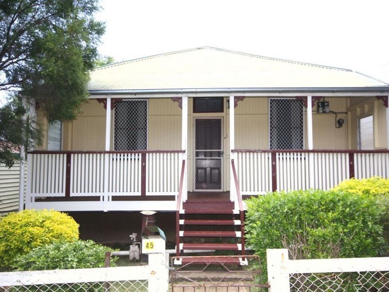 45 Omar Street, West Ipswich QLD 4305