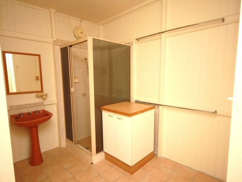 45 Omar Street, West Ipswich QLD 4305