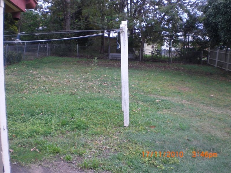 4b Barrett, East Ipswich QLD 4305