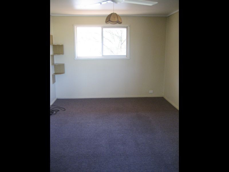 45 Aspinall St, Leichhardt QLD 4305