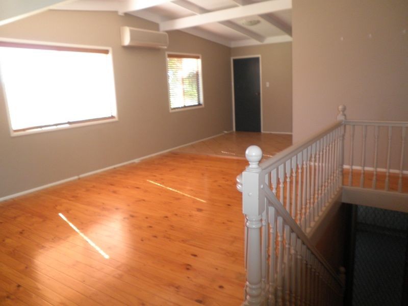 2 Ohanlon, Woodend QLD 4305