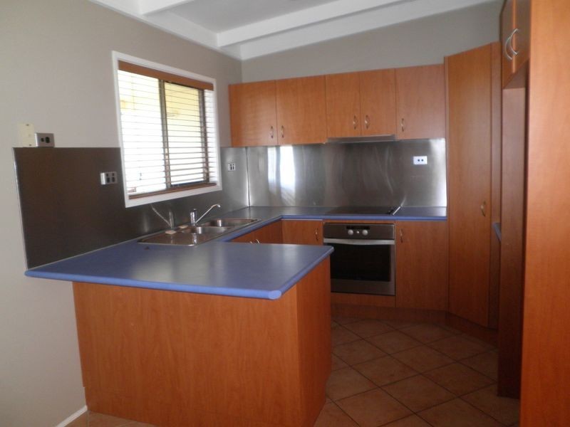 2 Ohanlon, Woodend QLD 4305