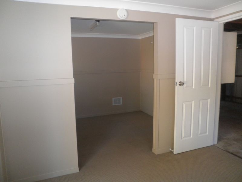 2 Ohanlon, Woodend QLD 4305
