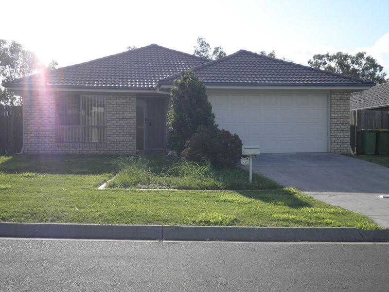 72 Anna Drive, Raceview QLD 4305