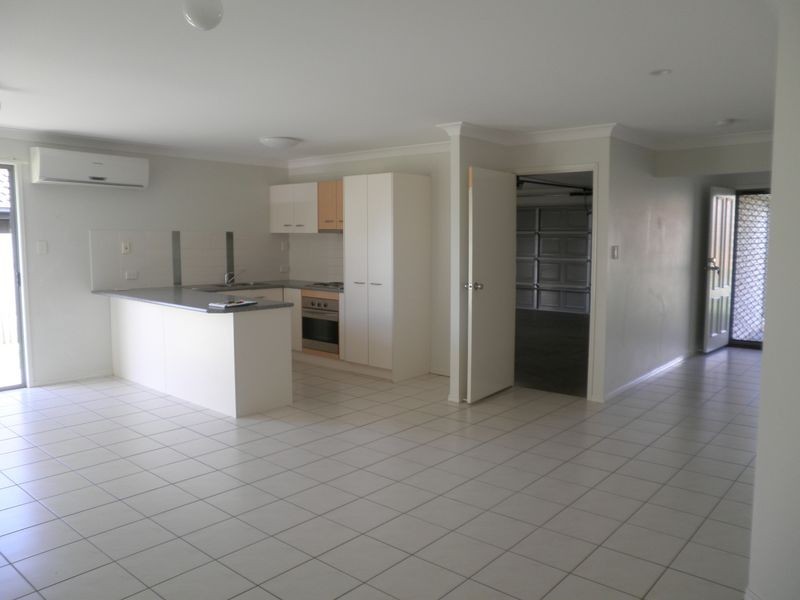 72 Anna Drive, Raceview QLD 4305