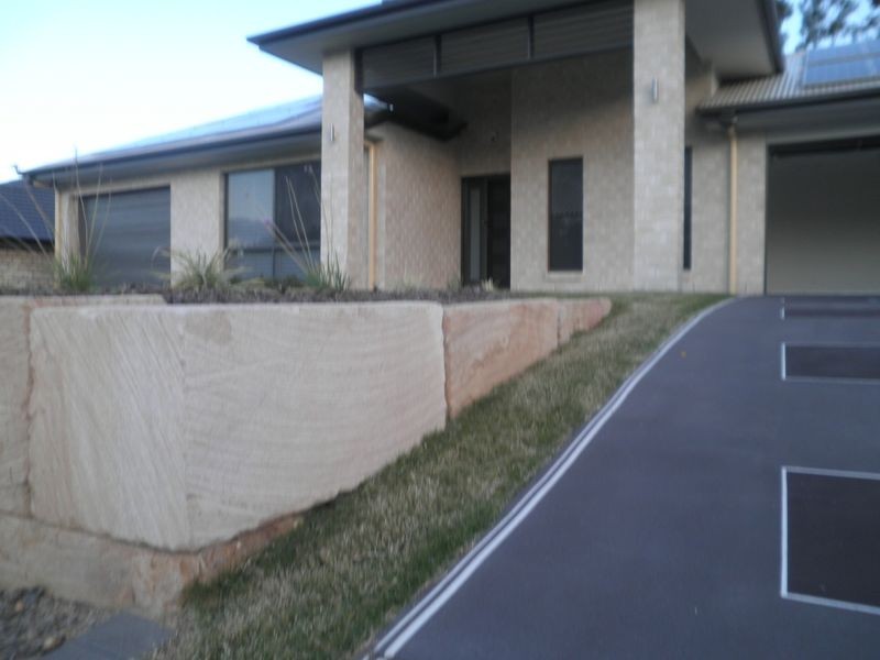 16 Shamrock Court, Chuwar QLD 4306