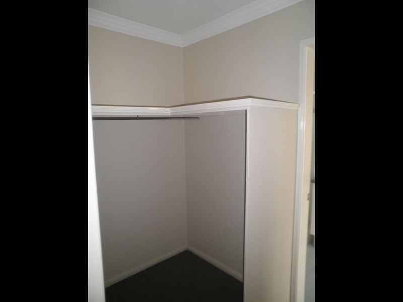 26 Glasgow Blvd, Brassall QLD 4305
