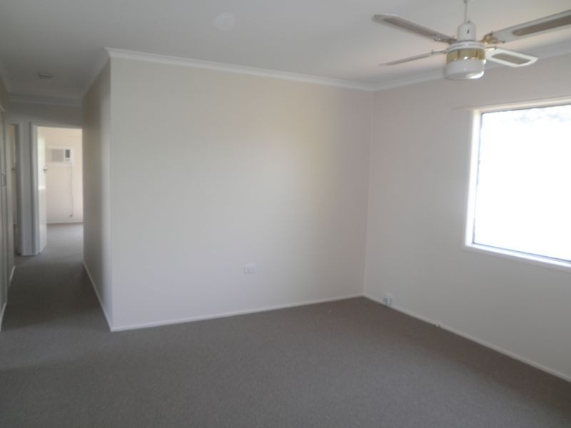 60 Barclay Street, Bundamba QLD 4304