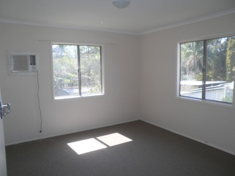 60 Barclay Street, Bundamba QLD 4304