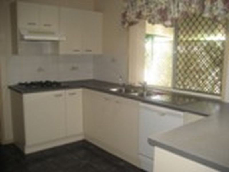 7 Oregon Close, Yamanto QLD 4305